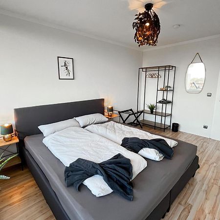 Lta Apartment In Unterschleissheim Bei Muenchen Buitenkant foto