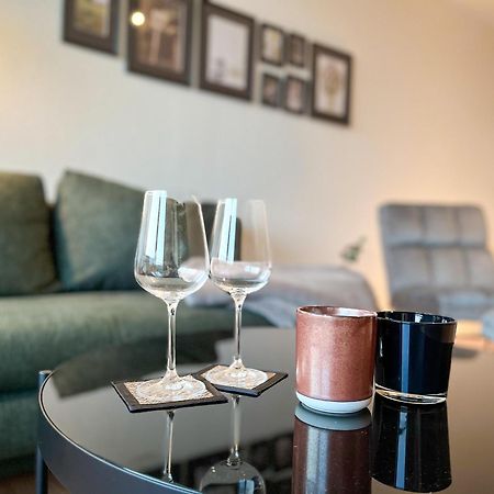 Lta Apartment In Unterschleissheim Bei Muenchen Buitenkant foto