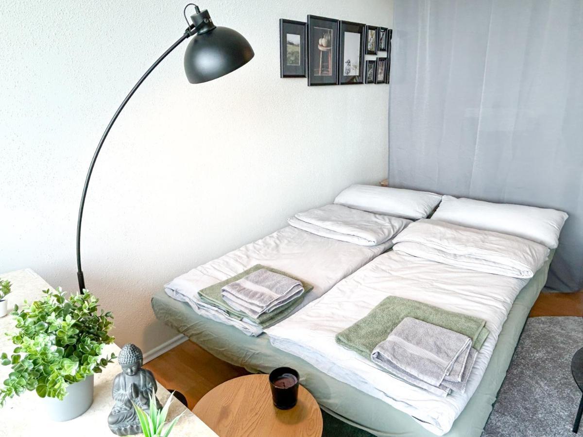 Lta Apartment In Unterschleissheim Bei Muenchen Buitenkant foto