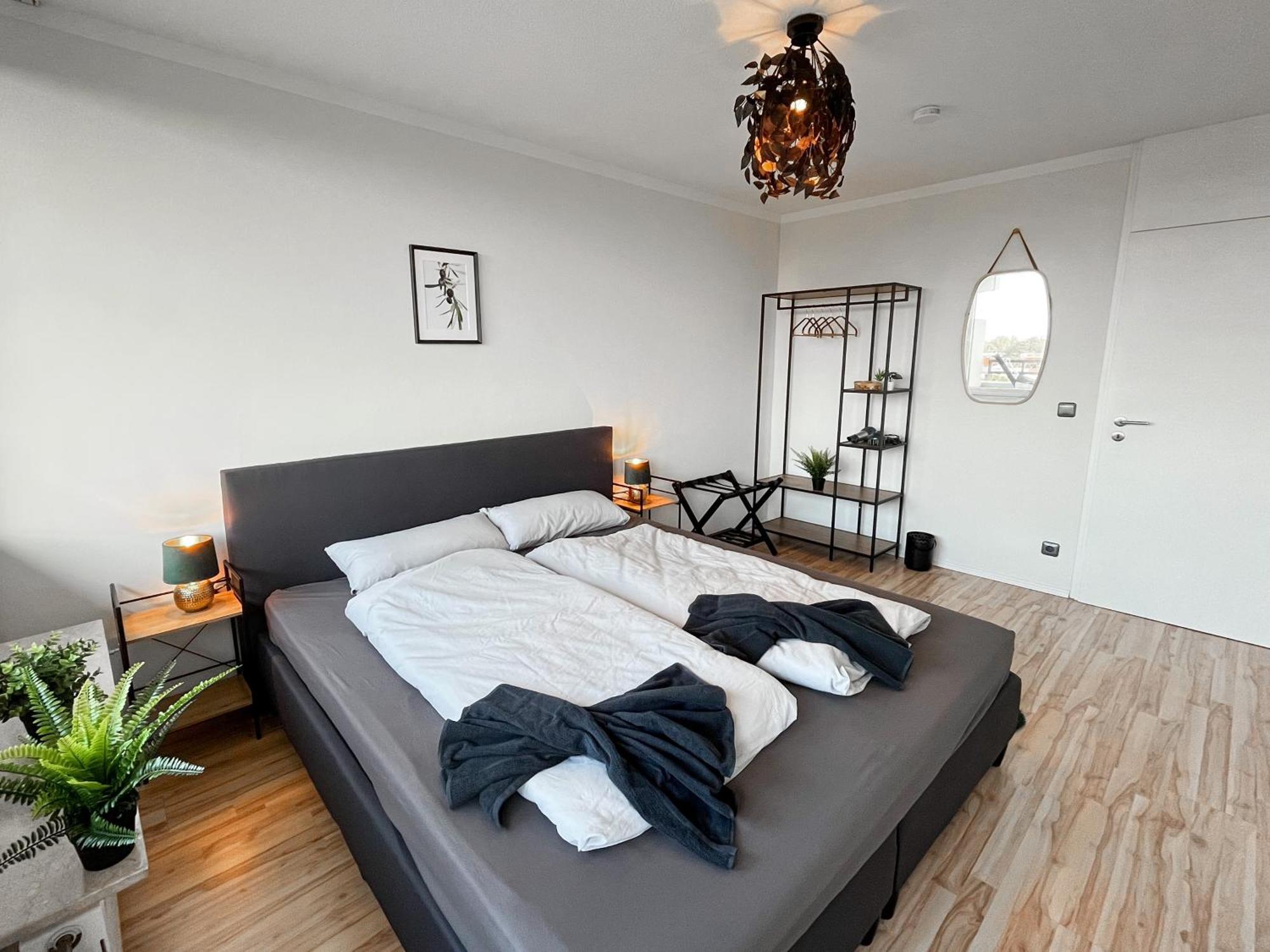 Lta Apartment In Unterschleissheim Bei Muenchen Buitenkant foto