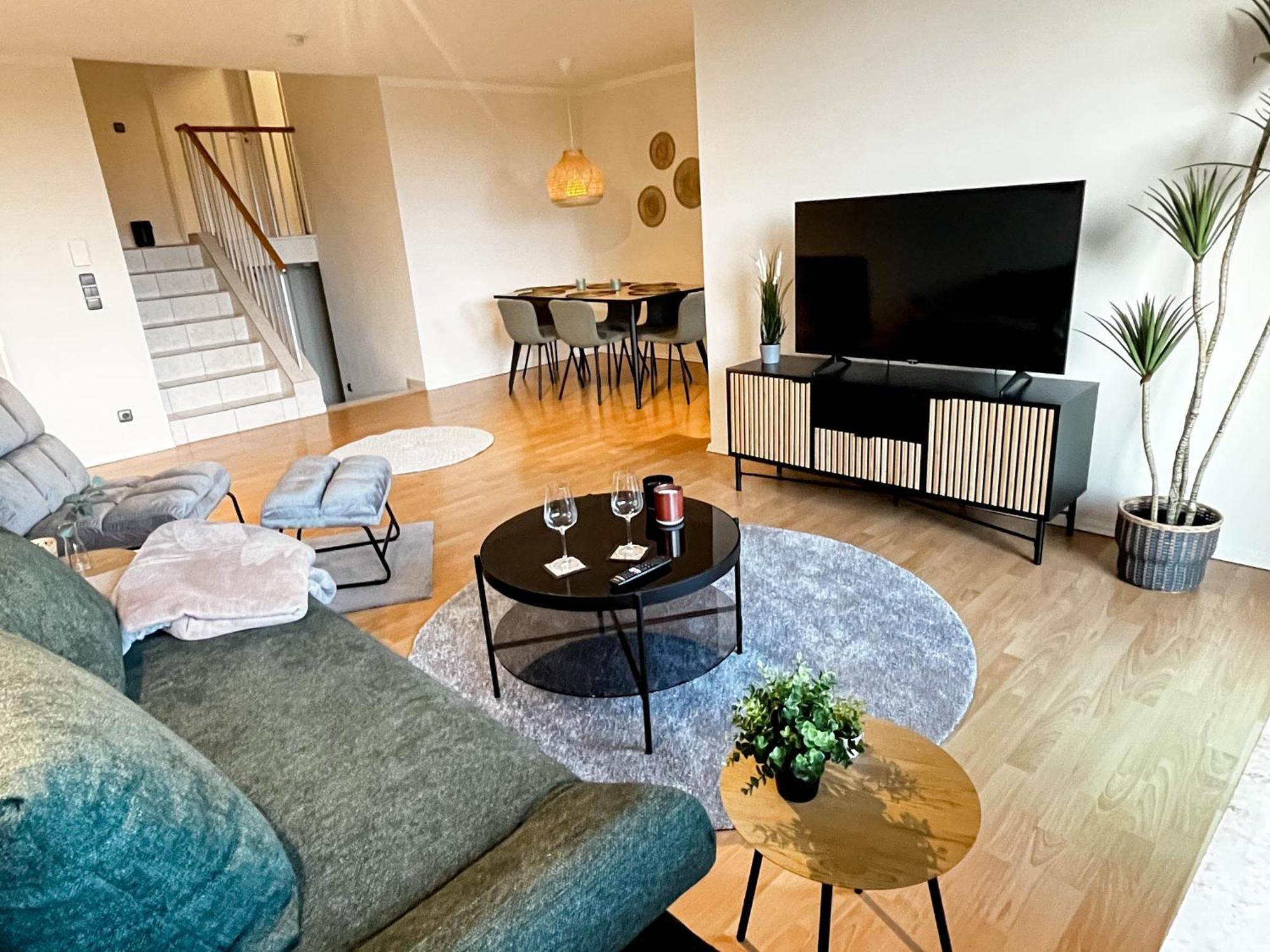 Lta Apartment In Unterschleissheim Bei Muenchen Buitenkant foto